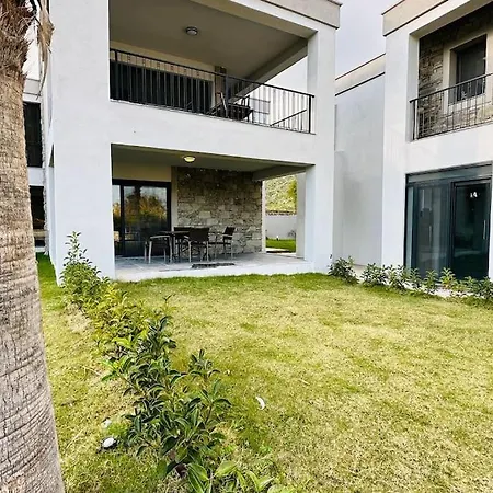 Bagla Denize Sifir Bahce Kat 2+1 Daire * بودروم